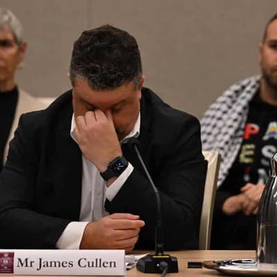 Staff front 'kangaroo court' probe after arrest threat
