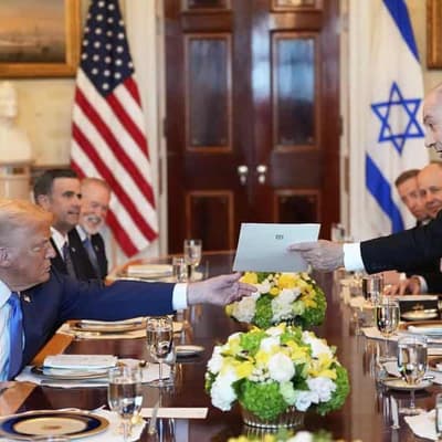 Netanyahu meets Trump as Israel, Hamas talk ceasefire