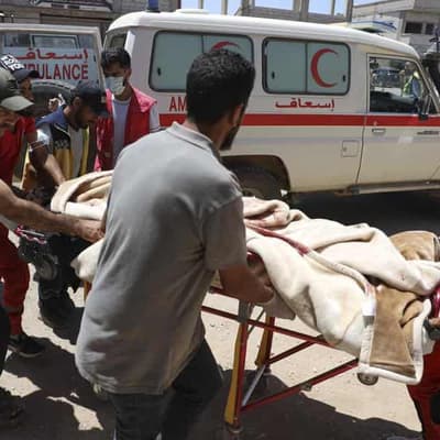 Israel strikes in Damascus as clashes in Syria rage on