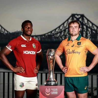 Wallabies' task to surf Sea of Red to relevancy