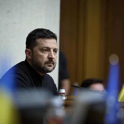 Zelenskiy says Ukraine offering Russia talks next week