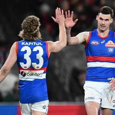 Dogs twin towers bully Essendon for second time in 2025