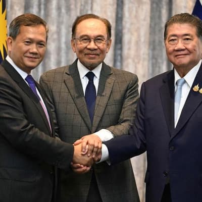Thailand, Cambodia agree to truce after days of battle