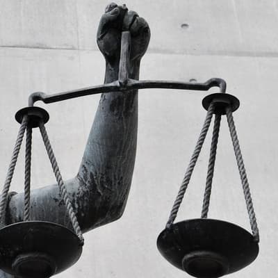 'Illusionist' investor accused of defrauding millions