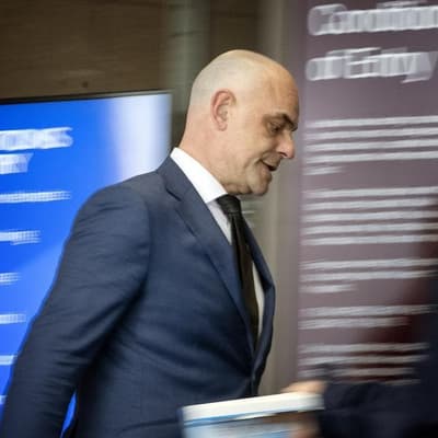 Suspended lawyer fined $5k for groping underage girl