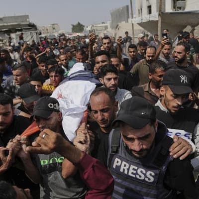 Strikes on Gaza escalate after vow to expand offensive