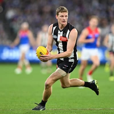 Collingwood flag star calls time on AFL career