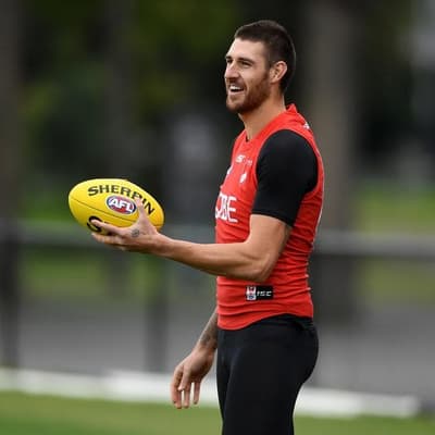 Freo's unlikely spy kicked out of Bulldogs training