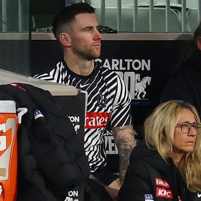 Howe injury fears as Magpies reignite AFL flag hopes