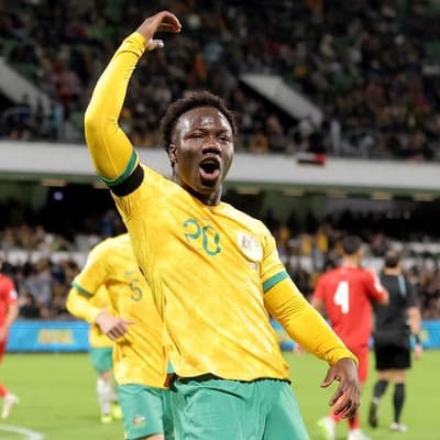 What a Nestory! Socceroo worldie wows Championship