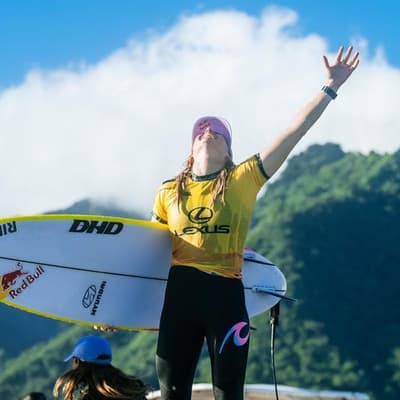 Aussies have the Wright stuff to win surf world titles