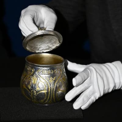 Buried 1000 years, Viking Age treasures tour Down Under