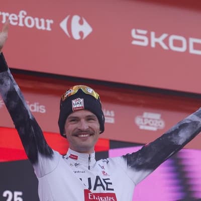 'This is for you, son': Aussie's emotional Vuelta win