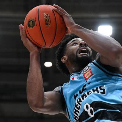 Brockington stars for unbeaten Breakers at NBL Blitz