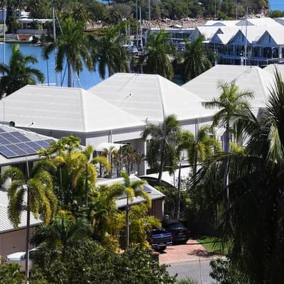 'No-brainer' to end negative gearing on holiday rentals