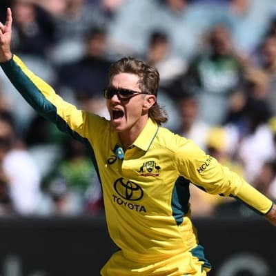 Zampa wins after epic trip - but is upstaged by Aussie