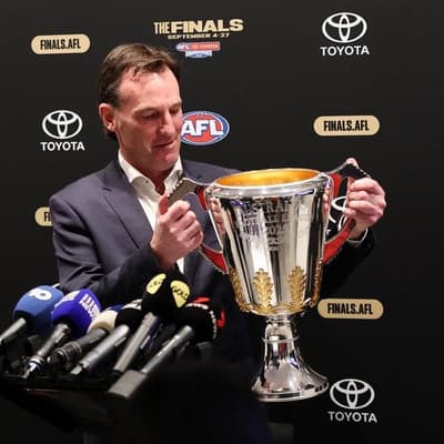 AFL boss unmoved by Snoop Dogg grand final blow back