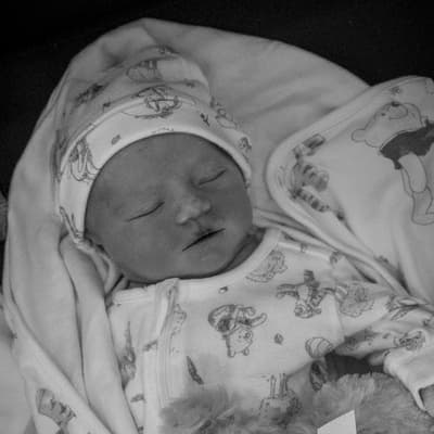 Baby's heart issue missed at ultrasound, coroner hears