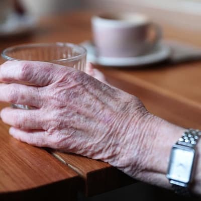 Minister grilled on 'difficult' delays to home care