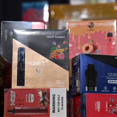 Vape shops vanishing but illegal sales persist