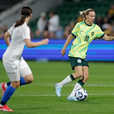 Van Egmond joins 15th club in globetrotting career