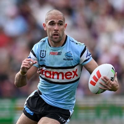 Kennedy wants new Sharks deal, not R360 code switch