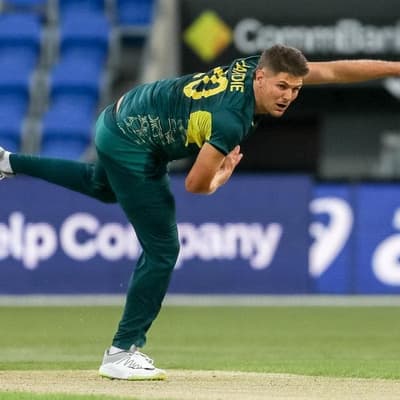 Hardie joins list of injured Aussie quicks