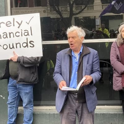 'Pass the torch': writers protest over journal's demise