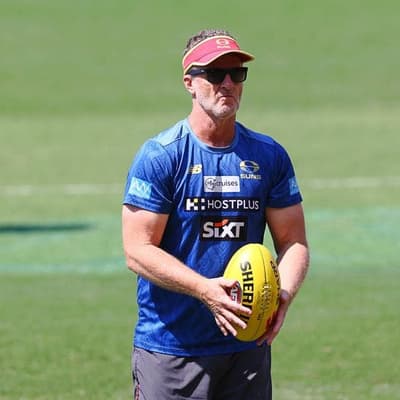 Suns adopt road trip mentality for Gabba mission