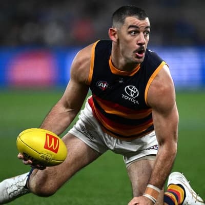 'Time's running out': Crows veterans yet to make call