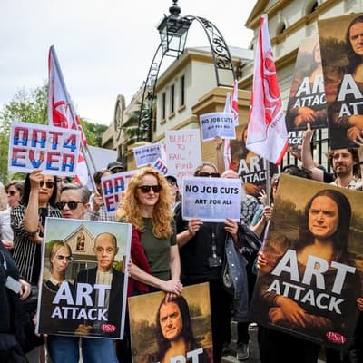 'Sketchy' future for top gallery as job cuts loom