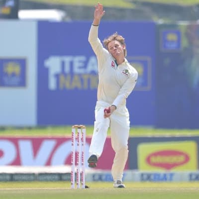 Hard toil for Aussies as India bring their A game