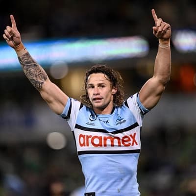 Sharks star shrugs off personal barbs in NRL title race