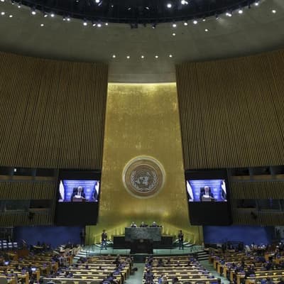 Palestinian president: no Gaza governing role for Hamas