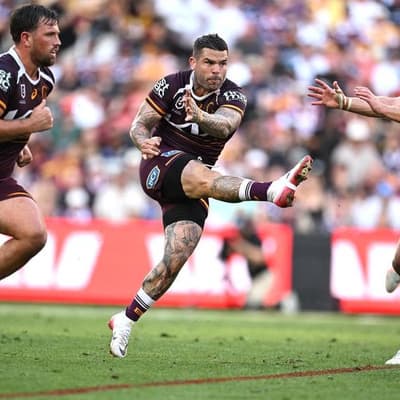 Broncos stun Panthers with Reynolds redemption