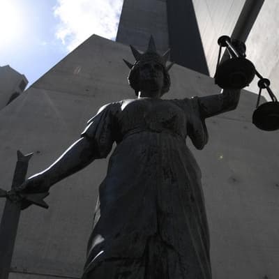 Man on life sentence for stabbing murder wins appeal