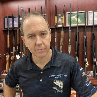 Retailer defends sale of pepper spray for self-defence