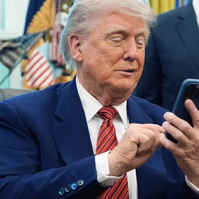 Trump uses government shutdown to dole out revenge