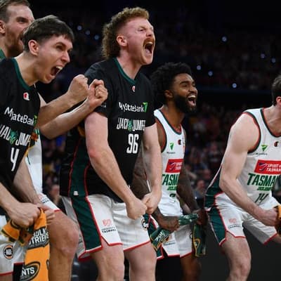 JackJumpers conjure NBL escape on contentious foul