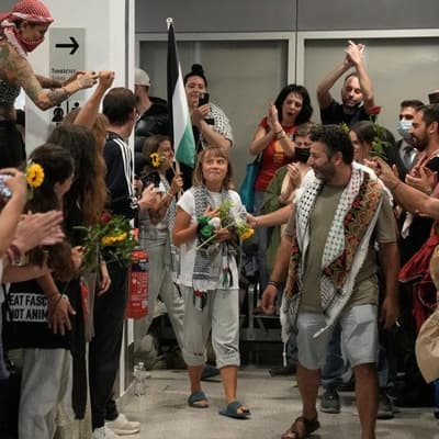 Israel deports 171 flotilla members to Greece, Slovakia