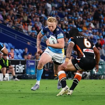 Code-hopping Titans star might bounce back to rugby
