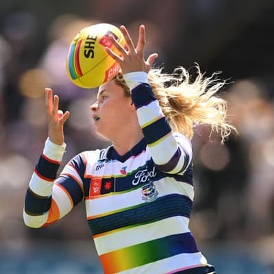 Prespakis fires in AFLW milestone as Cats sink Giants