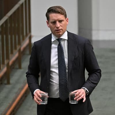Backers hose down Hastie's fiery email to supporters