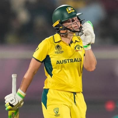 Glorious Healy ton powers Australia to world-record win