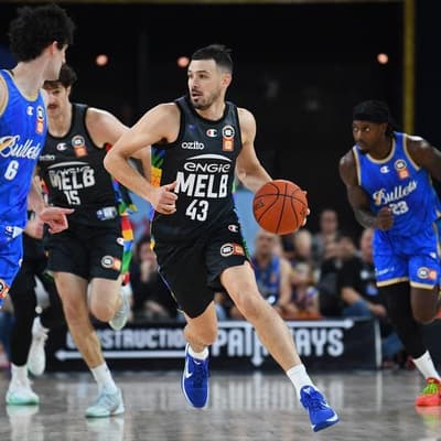 United hold out Bullets after late Adams heroics