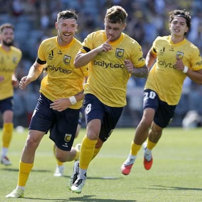 Mariners pull off extraordinary derby win over Jets