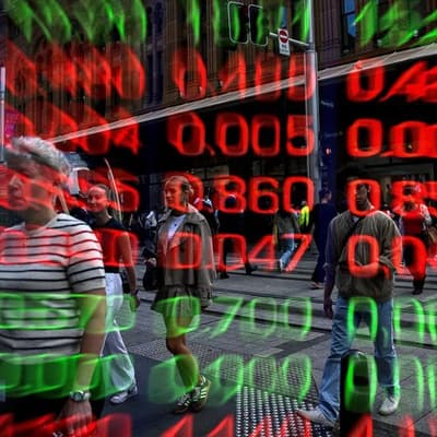 Banks help Australian shares rebound after weak start