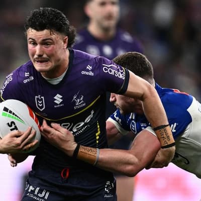 Broncos great backs Pezet's rare two-club move