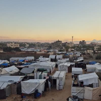 Gaza in a 'race against time,' Australian doctors say