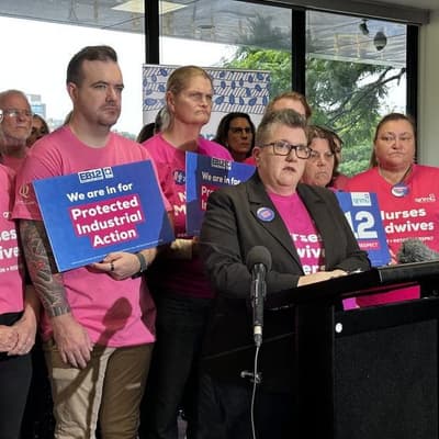 Nurses, midwives vote to endorse lucrative pay deal